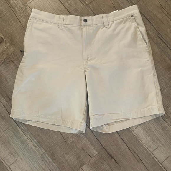 Men's Columbia Khaki Shorts - Picture 1 of 5